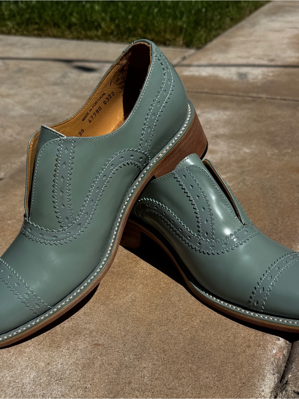 OFFICE OF ANGELA SCOTT Sage Green Leather Slip-On Dress Shoes
